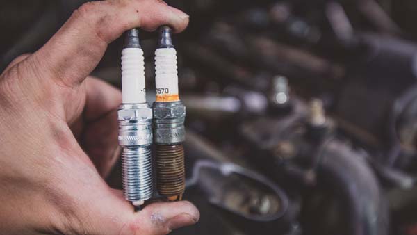 உங்கள் கார் குறைவான மைலேஜ் தருகிறதா நிச்சயம் இது தான் காரணமாக இருக்கும்