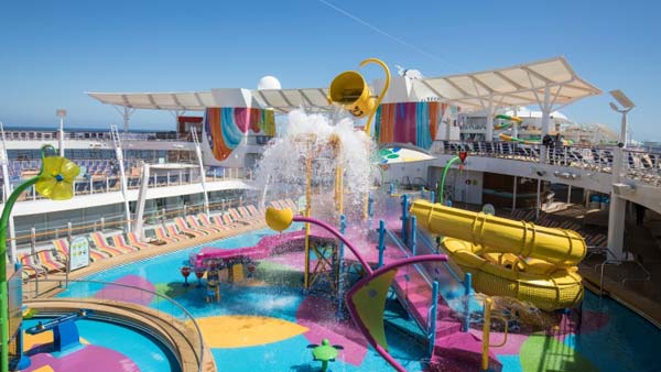 உலகின் மிகப்பெரிய சொகுசு கப்பல் பற்றி உங்களுக்கு தெரியுமா?