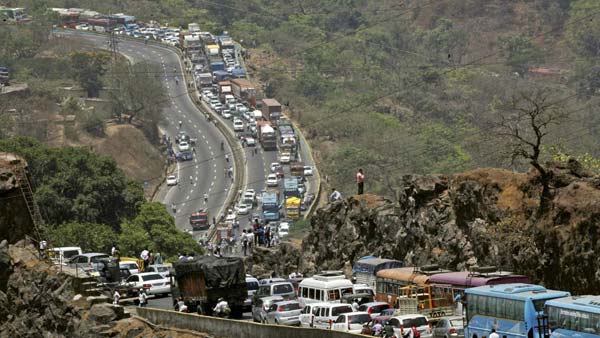 மலைப்பாதையில் பயணம் செய்பவர்களுக்கு தேவையான 10 டிப்ஸ்