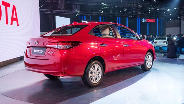 வண்ணங்கள்: