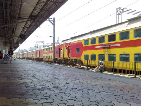 விரைவில் வரும் கோவை - பெங்களூர் டபுள்-டெக்கர் ரயிலின் சிறப்பம்சங்கள்!