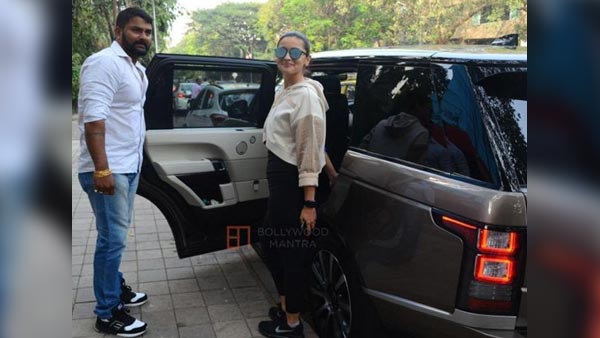 புகழ்பெற்ற நபர்களிடம் உள்ள பவர்ஃபுல் எஸ்யூவி கார்களின் பட்டியல்...