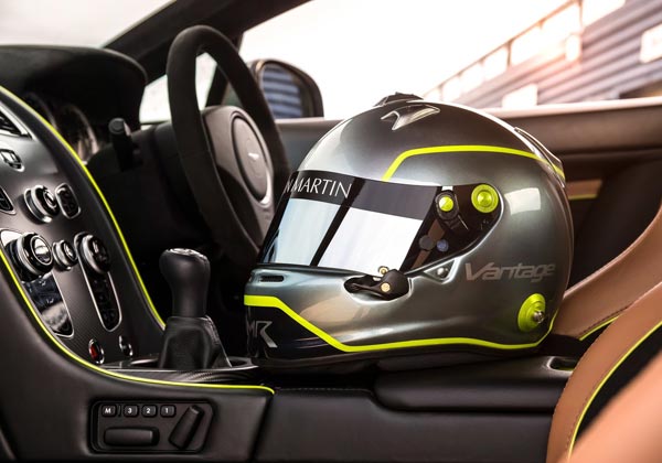 இந்தியாவின் முதல் அஸ்டன் மார்டின் காரை வாங்கியவர் யார்?