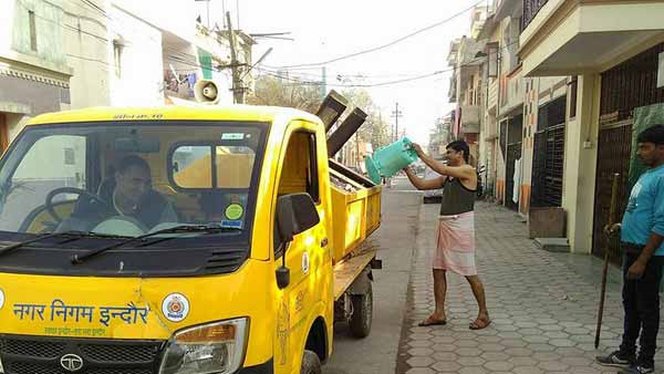 காய்கறி, இறைச்சி கழிவு மூலம் அரசு பஸ்களுக்கு எரிபொருள்... சுற்றுச்சூழல், மக்கள் வரிப்பணத்தை காக்க சபாஷ் திட்டம்...!!! காய்கறி, இறைச்சி கழிவு மூலம் அரசு பஸ்களுக்கு எரிபொருள்... சுற்றுச்சூழல், மக்கள் வரிப்பணத்தை காக்க சபாஷ் திட்டம்...!!!