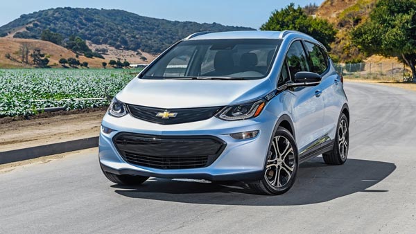 பேஸ்புக் ஓனர் மார்க் முதல் வாரன் பஃப்பேட் வரை பெரும் பணக்காரர்களின் எளிமையான கார்களின் பட்டியல்