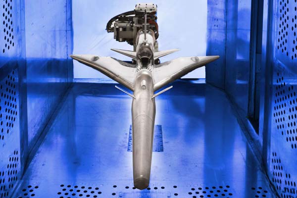 6,000 கிமீ வேகத்தில் செல்லும் ஹைப்பர்சானிக் விமான தயாரிப்பில் சீனா மும்முரம்... !!