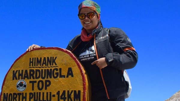 அம்மாடியோவ்...19 ஆயிரம் அடி உயர சிகரத்தை பைக்கில் எட்டி பிடித்த சாதனை மாணவி ரியா யாதவ்...! 