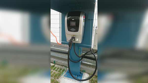 எலக்ட்ரிக் வாகனங்களை வாங்கலாமா? வேண்டாமா? விரிவான அலசல் 