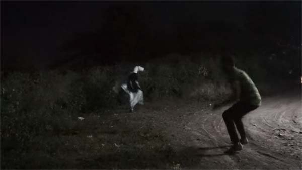 ராயல் என்பீல்டு பைக், மாருதி டிசையர் காரில் பேய்கள்...! வைரல் வீடியோ 