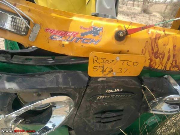 காருக்குள் கணவன் மனைவி சண்டையால் விபரீதம்... 4 பேர் உயிர் பறிபோன விபரீதம்!!