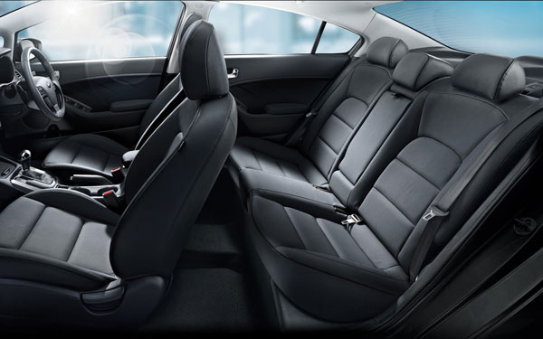 கியா செராட்டோ கார் பெங்களூரில் சோதனை - எக்ஸ்க்ளூசிவ் ஸ்பை படங்கள்!!