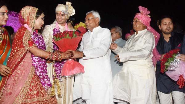 ஆர்ஜேடி தலைவர்கள் மூவரின் உயிரை பறித்த கோர விபத்து...காரணம் என்ன? அப்பளமாக நொறுங்கியது ஸ்கார்பியோ...