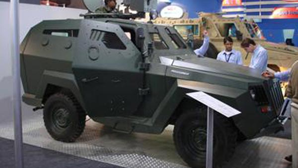 பாதுகாப்பு படையினர் பயன்படுத்தும் வித்தியாசமான வாகனங்கள்...!