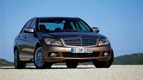 மாருதி 800 முதல் ரோல்ஸ் ராய்ஸ் வரை சீனர்கள் செய்யும் ஈ அடிச்சான் காப்பி 