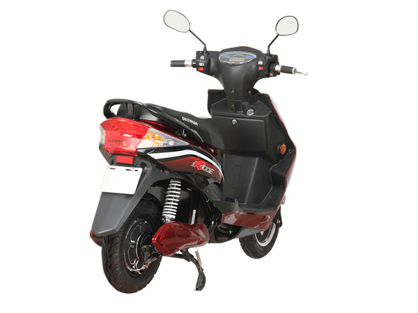 உங்கள் பெட்ரோல் ஸ்கூட்டருக்கு பதிலாக எலெக்ட்ரிக் ஸ்கூட்டருக்கு மாறுங்கள்; டாப் 5 எலெக்டரிக் ஸ்கூட்ட