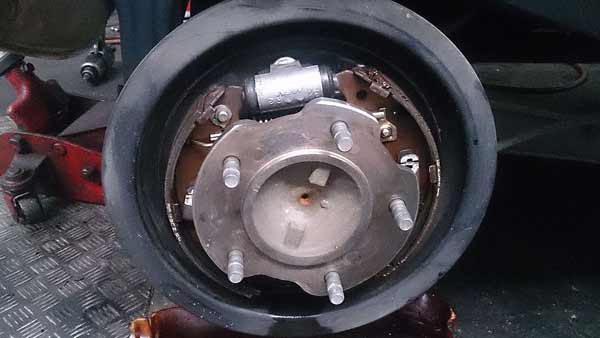 டிஸ்க் பிரேக்கில் உள்ள சாதக பாதகமான விஷயங்கள் என்ன?