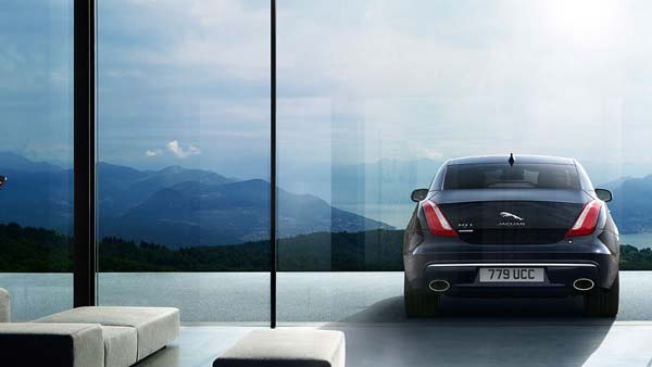 பேன்ஸி நம்பர் வாங்குவதில் இமாலய சாதனை படைத்த தொழிலதிபர்...! சுவாரசியமான பின்னணி...!!!