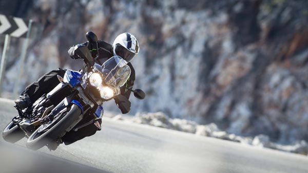 பரம்பரை பணக்காரர்கள் மட்டும்தான் ரோல்ஸ் ராய்ஸ் வாங்க முடியுமா? சில உண்மைகளும், சில கட்டுக்கதைகளும்