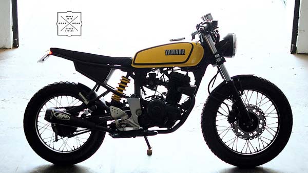 கஃபே ரேஸர் ஸ்டைலில் அட்டகாசமாக மாற்றப்பட்ட யமஹா எஃப்இசட்!!