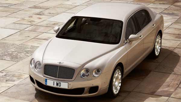 யுவராஜ் சிங் பைக் ஓட்ட மாட்டார்... கார்களை மட்டுமே வாங்குவார்... காரணத்த கேட்டா உருகி போவீங்க...!!!