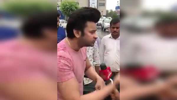 70 லட்ச ரூபாய் லக்ஸரி காரில் குப்பை அள்ளும் டாக்டர்! டோனி, கோஹ்லிக்கும் சவால்! 