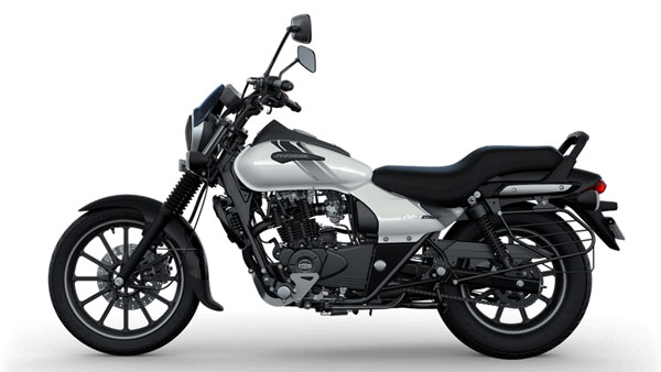 இளசுகளின் மனசை கவர்ந்த 7 பவர்புல் பைக்குகள் இவைதான்