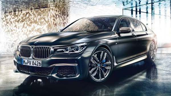 அழகு பதுமை அலியா பட்டின் அழகான கார்கள்... ரேஞ்ச் ரோவர் முதல் பிஎம்டபிள்யூ வரை... 