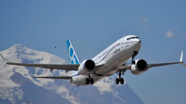 ஜெட் ஏர்வேஸ் டெலிவிரி எடுத்த முதல் 737 மேக்ஸ் விமானத்தின் சிறப்பம்சங்கள்!!