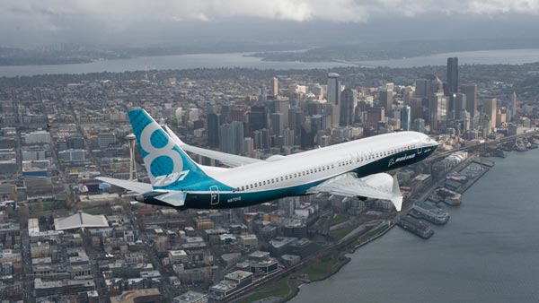 ஜெட் ஏர்வேஸ் டெலிவிரி எடுத்த முதல் 737 மேக்ஸ் விமானத்தின் சிறப்பம்சங்கள்!!