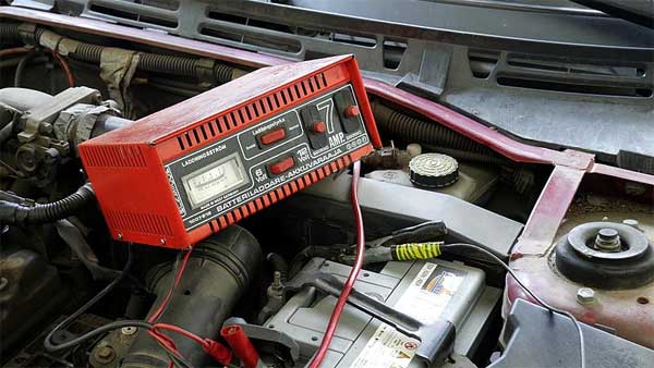 சீனாவில் உலகின் மிகப்பெரிய பேட்டரி ஃபேக்டரியை துவக்கியது பிஒய்டி நிறுவனம்