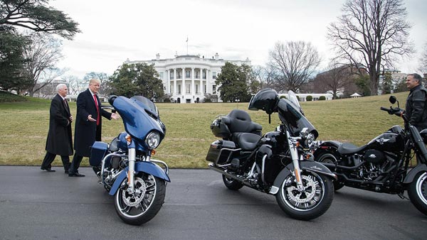 டிரம்பின் முட்டாள் தனமான முடிவால் அமெரிக்காவை காலி செய்கிறது ஹார்லி