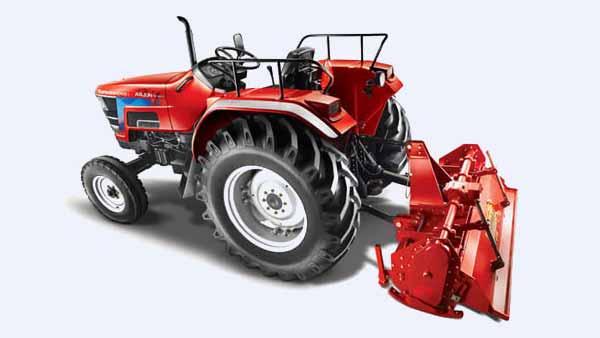 டிரைவர் இல்லாமலேயே இயங்கும் டிராக்டர்! வெறும் ரூ.50 ஆயிரத்தில் விவசாயிகளுக்கு கிடைத்த வரம்! 