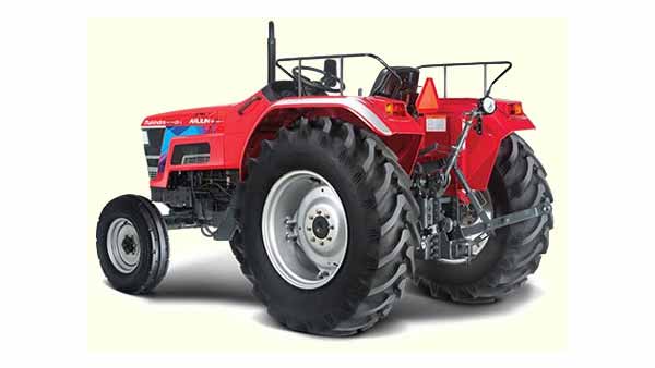 டிரைவர் இல்லாமலேயே இயங்கும் டிராக்டர்! வெறும் ரூ.50 ஆயிரத்தில் விவசாயிகளுக்கு கிடைத்த வரம்! 