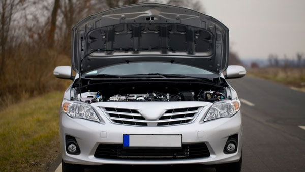 பெட்ரோல் காரில் டீசலும், டீசல் காரில் பெட்ரோலும் போட்டால் என்ன ஆகும்?