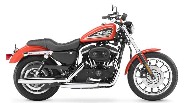 வடிவேலு ஸ்டைலில் ரூ.10 லட்சம் ஹார்லி டேவிட்சன் பைக் ஸ்வாகா! ஒரு மனுஷன் இவ்ளோ நேரமா டெஸ்ட் ரைடு போவான்? 