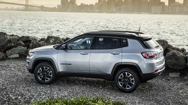 கார் வாங்க அவசரம் வேண்டாம்... அட்டகாசமான கார்கள் விரைவில் லான்ச் ஆகிறது ... விரிவான பட்டியல் 