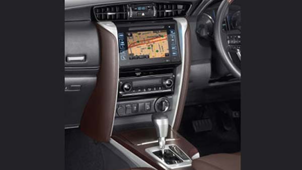 காருக்குள் அடைத்து குழந்தைகளை கொல்லும் 'கேர்லெஸ்' பெற்றோர்... போலீஸ் எச்சரிக்கை...