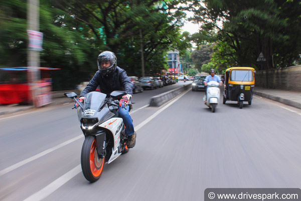 கேடிஎம் பைக்குகளின் பெர்ஃபார்மென்ஸை கூட்டும் மாயஜால பெர்ஃபார்மென்ஸ் கிட் அறிமுகம்!!