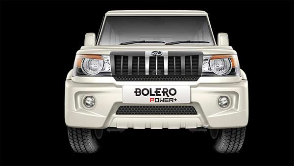 ஒரு குடும்பத்தை மீட்க பொலிரோ காரில் ஆற்று வெள்ளத்தை கடந்த போலீஸ்! சாத்தியமானது எப்படி? 