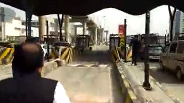 டோல்கேட் டிராபிக் ஜாமில் பாடம் கற்ற அமைச்சர் செய்த அதிரடி... வாகன ஓட்டிகள் குதூகலம்... 