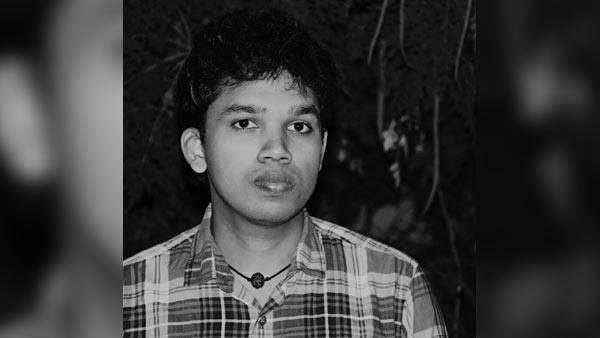 பாரிசாலனுக்கு வேலூர் பஜாஜ் சர்வீஸ் சென்டரில் உண்மையில் நடந்தது என்ன? இலுமினாட்டிகளின் சதியா?