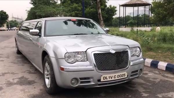 இந்த காருக்கு வெறும் ரூ10 ஆயிரம் தானா...? நம்பவே முடியலையே 