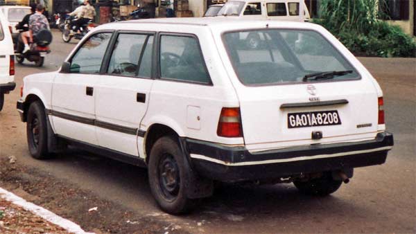 குழந்தை பருவத்தில் பார்த்து ரசித்த இந்த கார்கள் எல்லாம் நினைவிருக்கிறதா? 