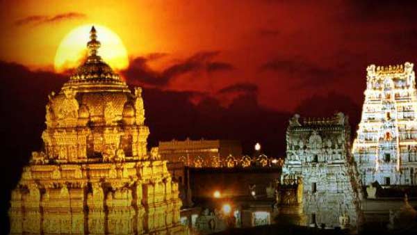 காஸ்ட்லி கடவுளுக்கு காஸ்ட்லி கார் கொடுத்த சபாஷ் நாயுடு! இந்த கார் உள்ள உலகின் முதல் கோயில் திருப்பதி! 