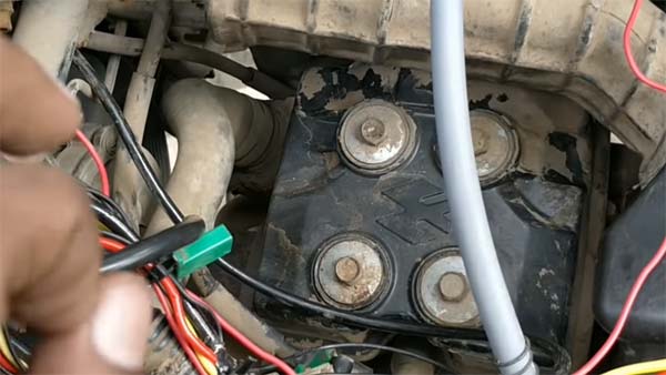 பைக் எந்த கியரில் செல்கிறது என்பதை கணிக்க முடியாமல் சிரமப்படுபவர்களுக்கு வந்தாச்சு தீர்வு!