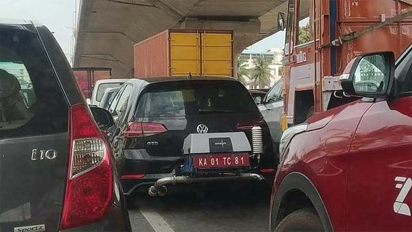 இந்தியாவில் ஃபோக்ஸ்வேகன் கோல்ஃப் ஜிடிடி கார் சோதனை- ஸ்பை படங்கள்!