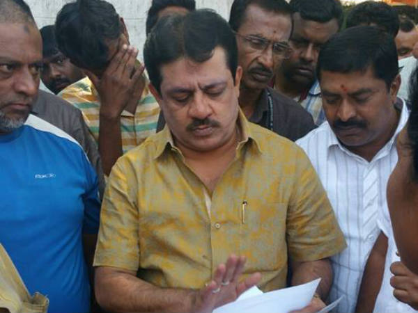 இன்னோவா வேண்டாம்.. அம்மாவின் ஆஸ்தான கார்தான் வேண்டும்.. அமைச்சர் அடம் பிடிப்பதன் ரகசியம் இதுதான்..