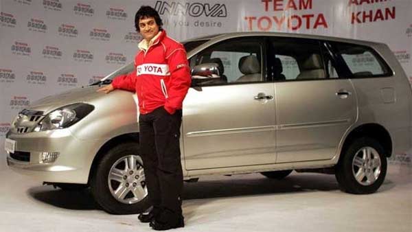 இன்னோவா காரால் பாதிக்கப்பட்டது நாஞ்சில் சம்பத் மட்டுமல்ல.. சூப்பர் ஸ்டார் ரஜினியும்தான்...