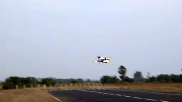 சத்தமில்லாமல் உலக சாதனை படைத்தார் நடிகர் அஜித்; ஆளில்லா விமான தயாரிப்பில் புதிய மைல்கல் சத்தமில்லாமல் உலக சாதனை படைத்தார் நடிகர் அஜித்; ஆளில்லா விமான தயாரிப்பில் புதிய மைல்கல்