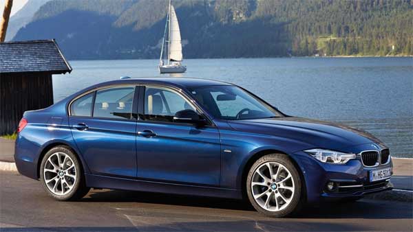 பிஎம்டபிள்யூ காரை விட இந்த பைக்குகள் வேகமாக சீறிப்பாயும்.. விலையும் கூட பல மடங்கு குறைவுதான்..